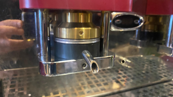 Macchina da caffè Faber Agenta 2.0 con due gruppi per cialde 44mm gruppo vapore Red version